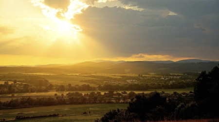 Čerenčany - Nižný a Vyšný Skálnik -Hrachovo - Selce - Hrnčiarska Ves - Sušany galeria